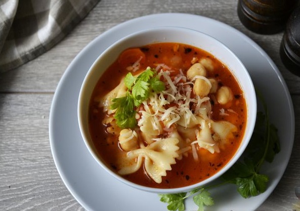 Tomato – Chickpea – Soup
