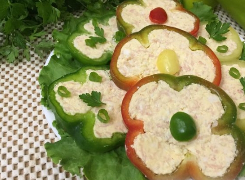 Peppers Stuffed with Ham and Cheese