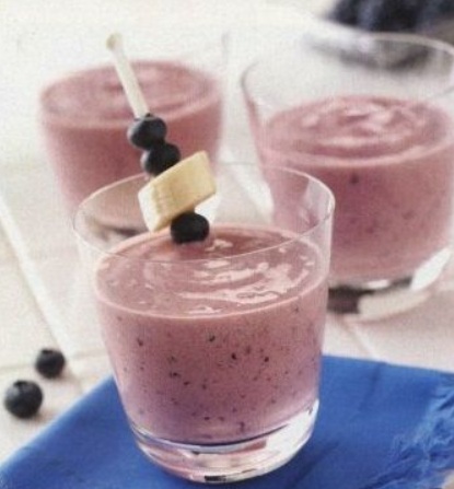 Blueberry, Peach, Banana and Mango Smoothie