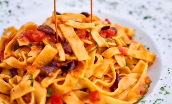 10 Famous Italian Dishes