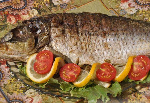 Grilled Carp in Onion Marinade