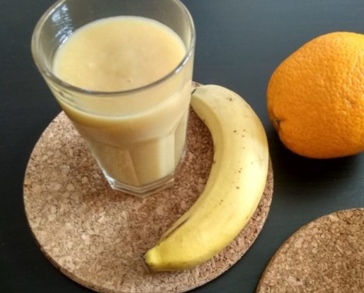 Banana, Orange and Apple Smoothie