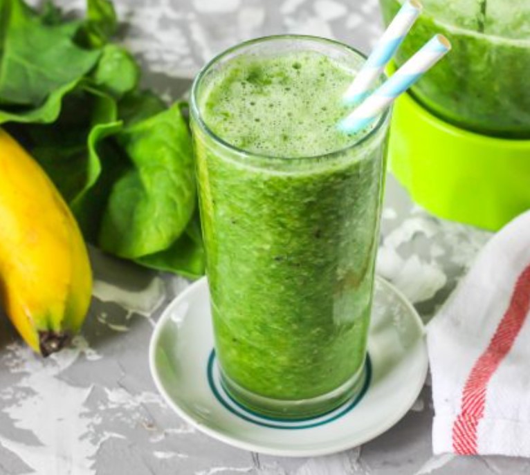 Spinach, Kiwi and Banana Smoothie