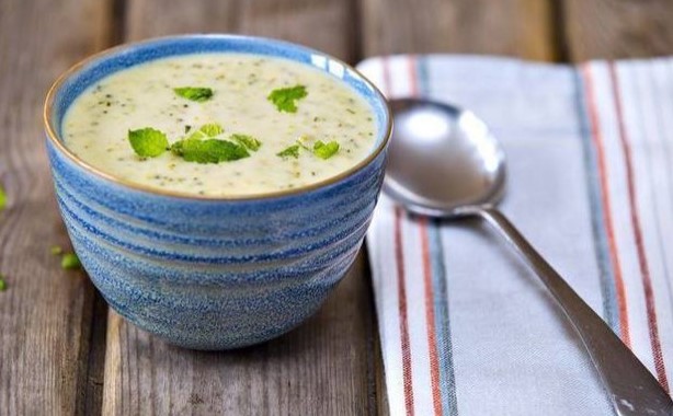 Spinach and Rice Soup (Avgolemono)