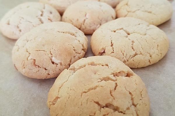 Aloha Crunchy Peanut Cookies