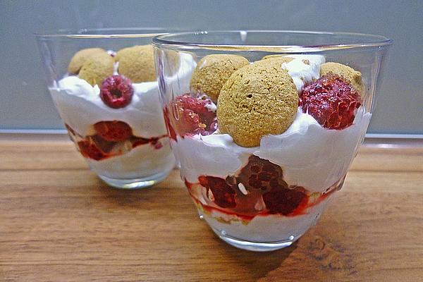 Amarettini Raspberry Dessert