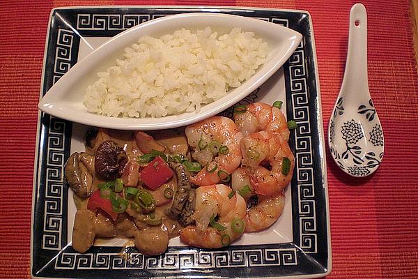 Annettes Asia – Pan with Scampi and Coconut Milk