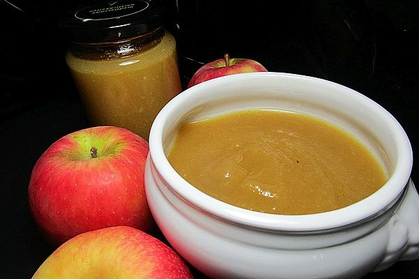 Apple and Pear Puree with Amaretto