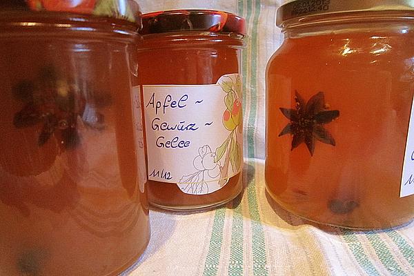Apple and Spice Jelly