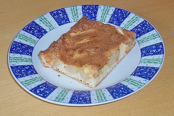 Apple Pie with Apricot Cream