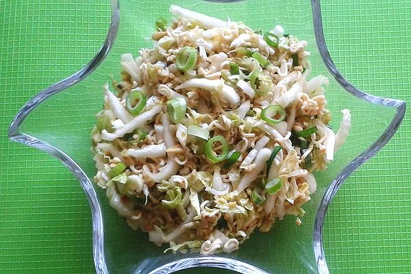 Asia Noodle Salad with Chinese Cabbage