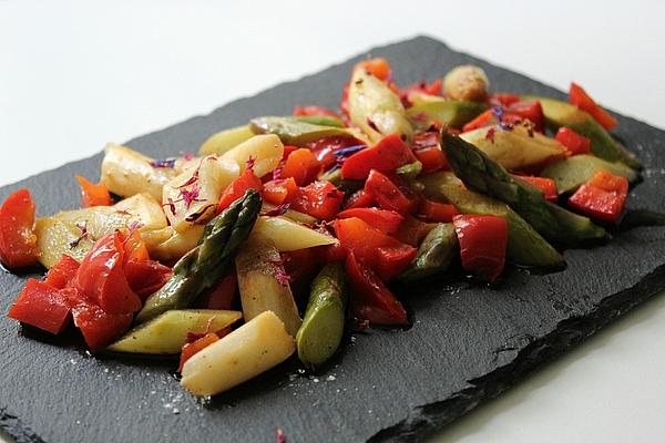 Asparagus – Paprika – Salad
