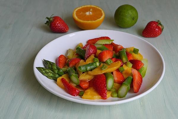 Asparagus Salad with Mango and Strawberries