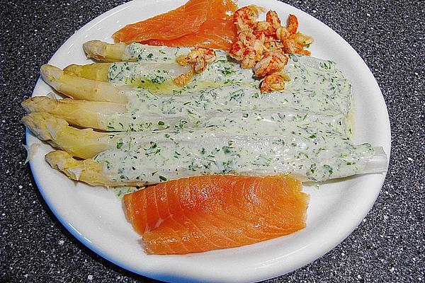 Asparagus with Salmon, Prawns, Crayfish and Herb Sauce