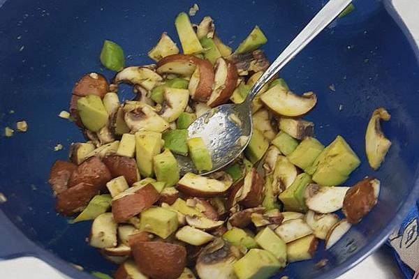 Avocado and Mushroom Salad