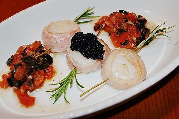 Bacon-wrapped Scallops on Tomatoes and Olives