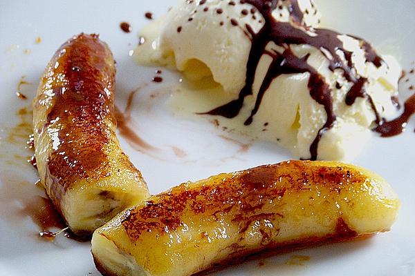 Baked Bananas with Honey Cream and Vanilla Ice Cream