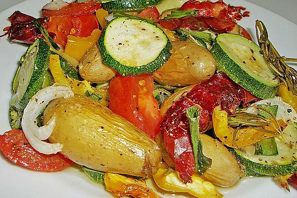 Baked Potatoes with Mediterranean Vegetables