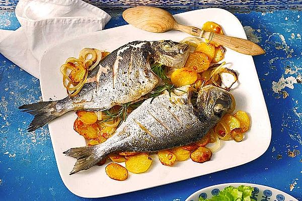 Baked Sea Bream with Spicy Baked Potatoes