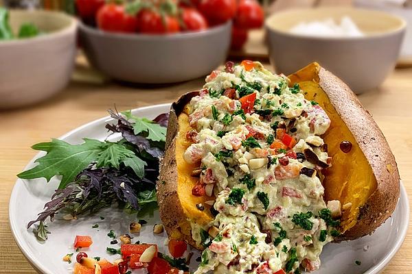 Baked Sweet Potatoes with Avocado and Pepper Cream