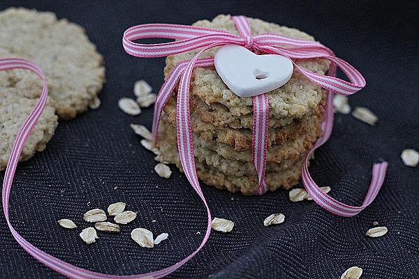 Banana Oatmeal Nut Cookies