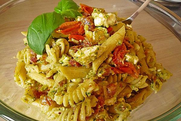 Basil – Sesame – Pasta with Feta