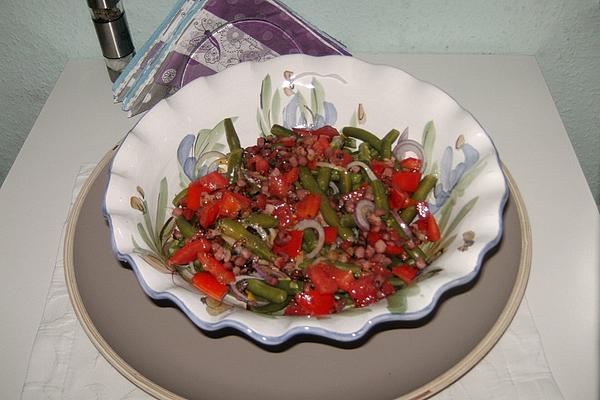 Bean Salad with Fried Bacon and Diced Tomatoes