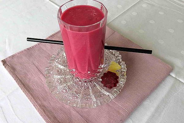 Beetroot and Pineapple Smoothie