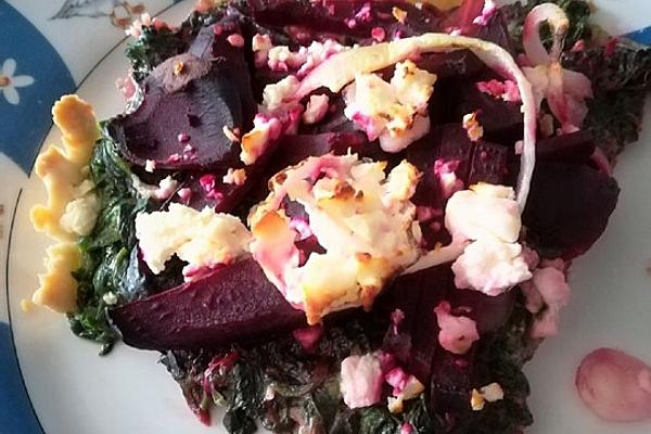 Beetroot and Spinach Quiche with Onions and Herder Cheese