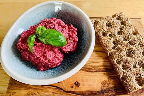 Beetroot Spread with Horseradish