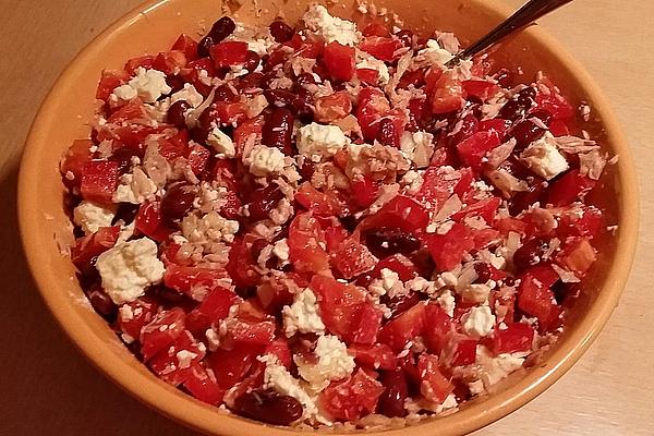 Bell Pepper Feta Salad with Kidney Beans and Tuna