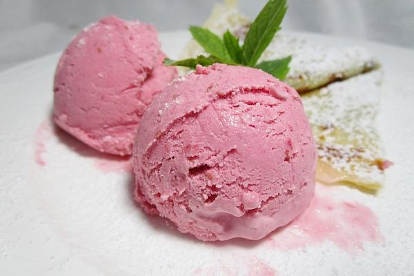 Berries – Mascarpone Ice Cream
