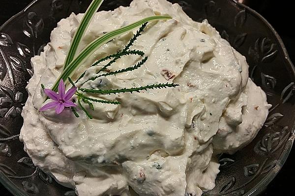 Best Cream Cheese Spread for Those Allergic to Cow`s Milk and Garlic