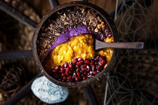 Blueberry and Pumpkin Porridge Bowl