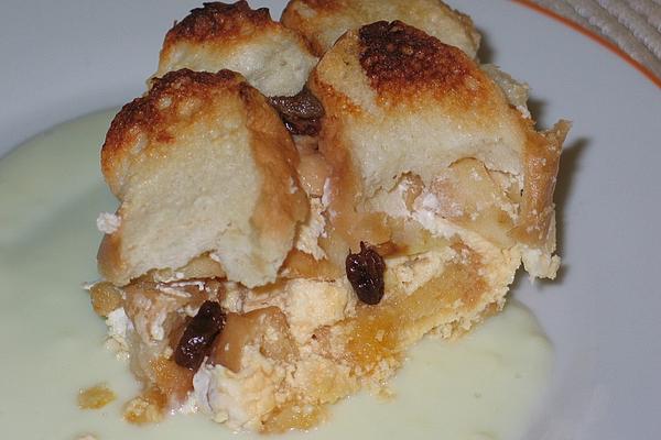 Bread Casserole with Apples