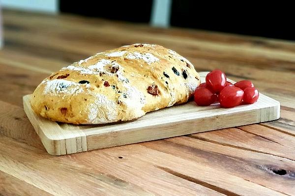 Bread with Olives and Dried Tomatoes