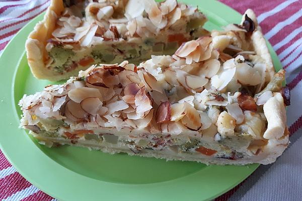 Broccoli Cake with Almond – Cheese Topping