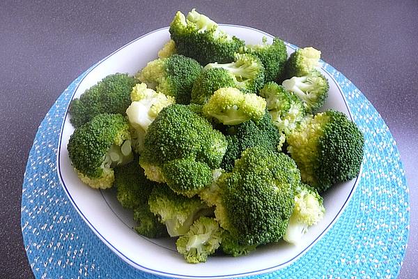 Broccoli Easy and Simple