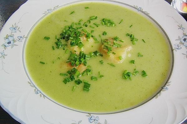 Broccoli Soup `Light`