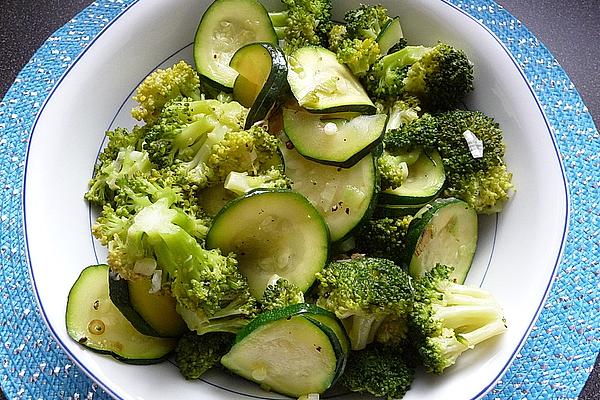 Broccoli Zucchini Salad