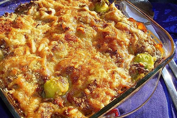 Brussels Cabbage Casserole with Minced Meat and Potatoes