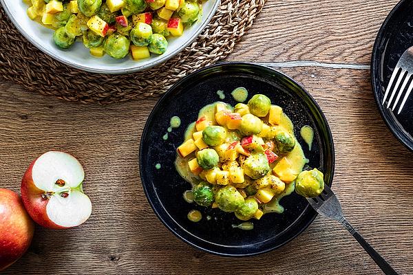 Brussels Sprouts in Curry Sauce