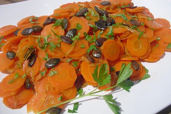 Carrot Salad with Pumpkin Seeds