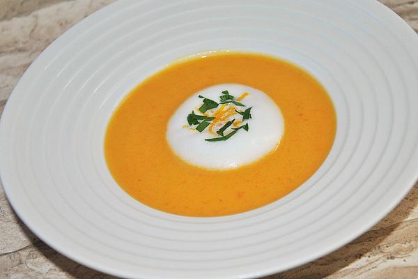 Carrot Soup with Oranges