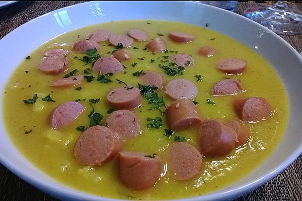 Cauliflower and Carrot Soup with Potatoes