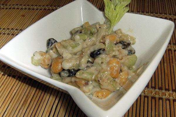 Celery with Peanuts and Raisins