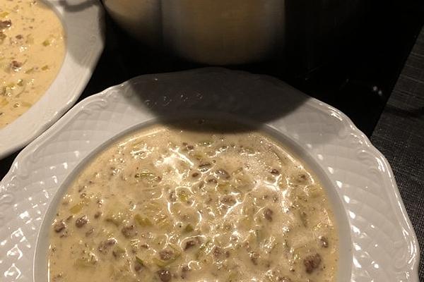 Cheese and Leek Soup with Soy Mince