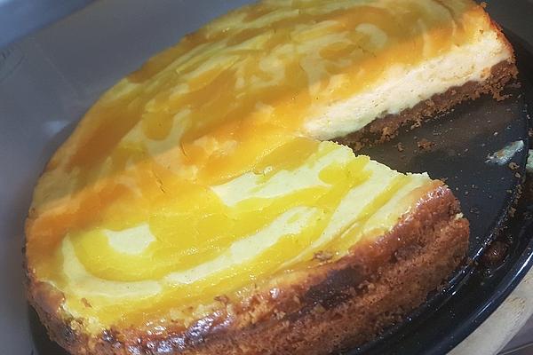 Cheesecake with Lemon Curd Filling