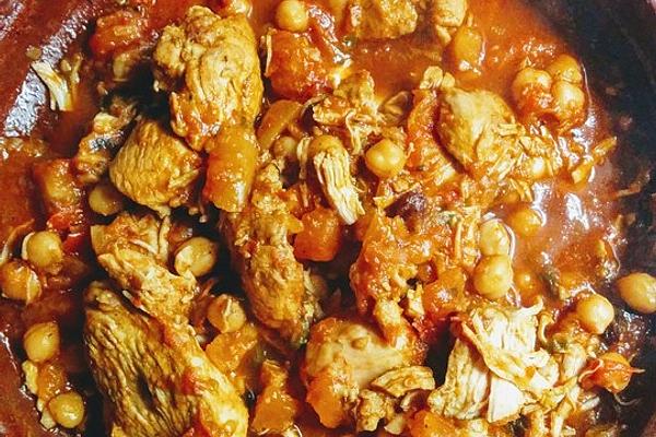 Chicken with Chickpeas in Tomatoes from Tagine