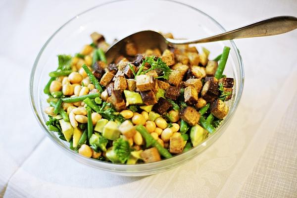 Chickpea Smoked Tofu Salad with Soybeans, Green Beans and Avocado